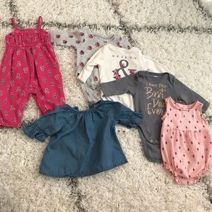 Old navy excellent condition 0-3 month LOT